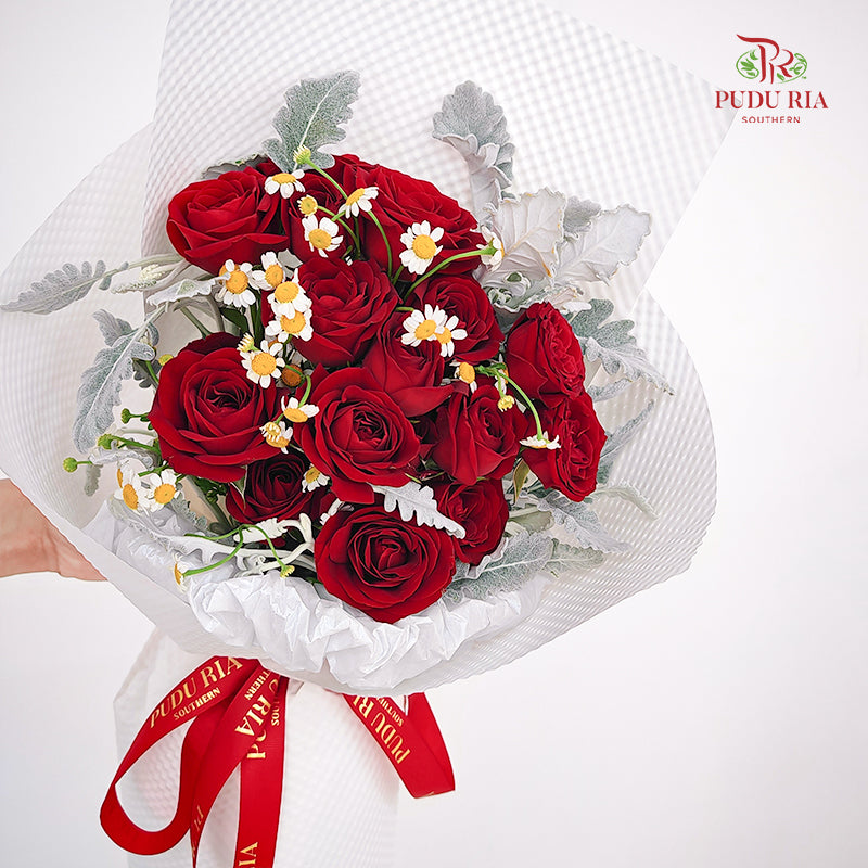 Red Rose Bouquet (15 Stems)