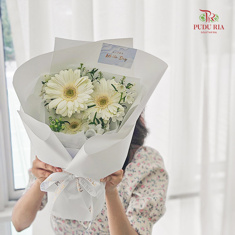 Gerbera Bouquet - (3 Stems)