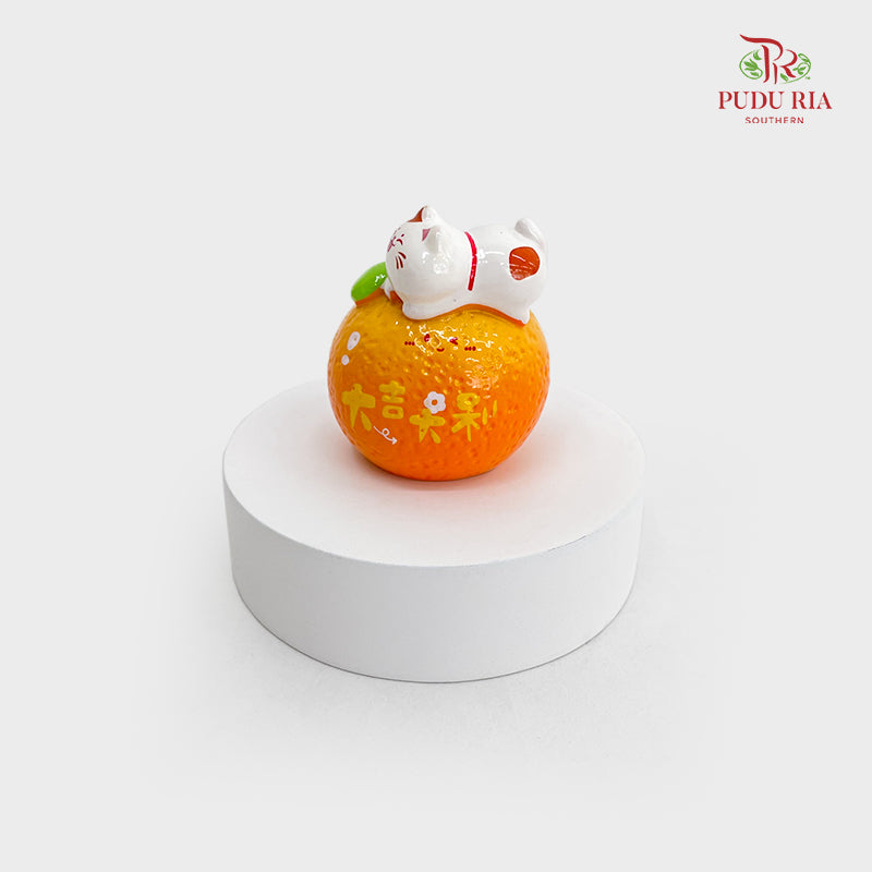 Tangerine With Lucky Cat Ornament