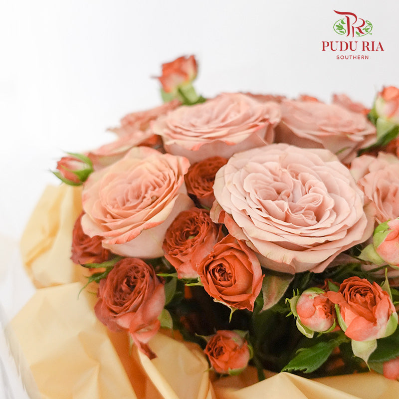 Cappuccino Rose Bouquet - Pudu Ria Florist Southern