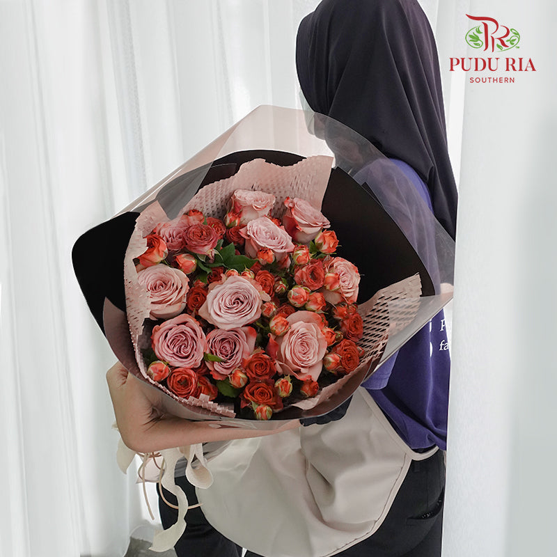 10 Stems Cappuccino Rose Bouquet - Pudu Ria Florist Southern