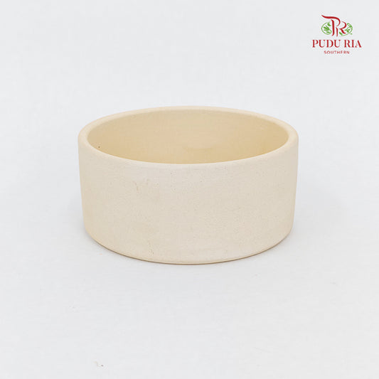 Straight White Clay Pot With Tray