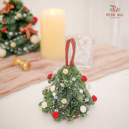 Christmas Tree Arrangement