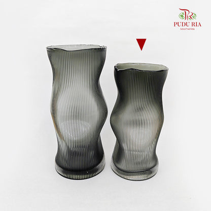 Curved Fluted Vase - Smoke Grey