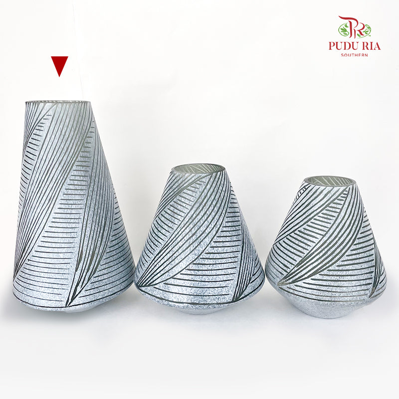Y2257 Vase
