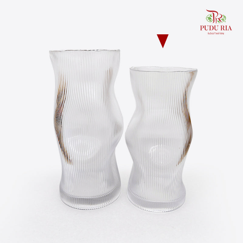 Curved Fluted Vase - Frosted