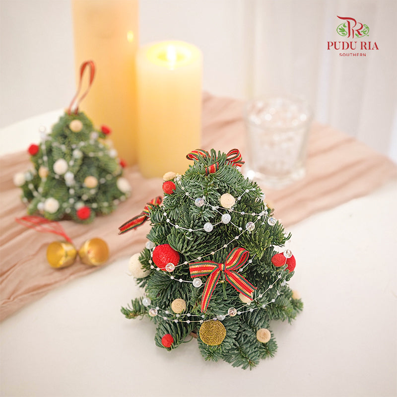 Christmas Tree Arrangement