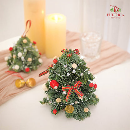 Christmas Tree Arrangement