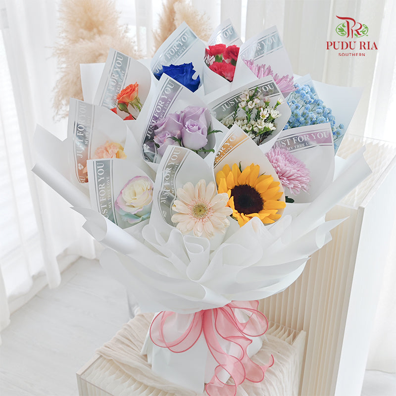 Random Flower Bouquet (12 Stems)