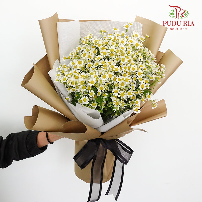 Matricaria Bouquet - Pudu Ria Florist Southern