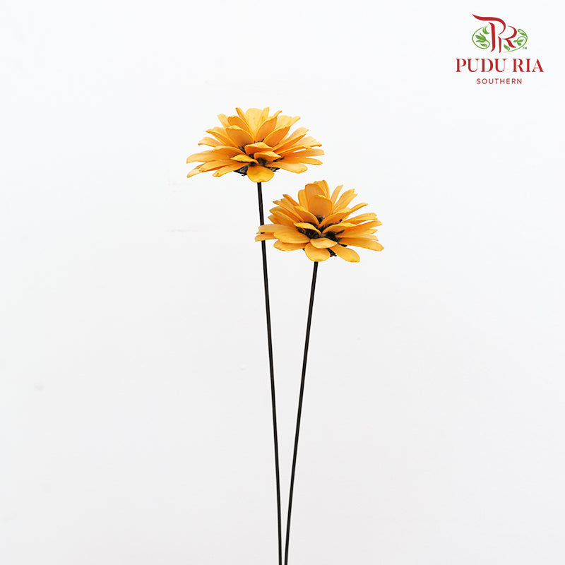Dry Sunflower Seed Flower Pine Cone - Orange/Yellow