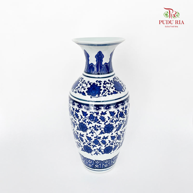A25 Ceramic Qing Hua Vase (L)