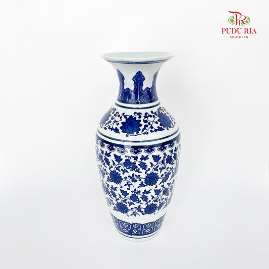 A25 Ceramic Qing Hua Vase (L)