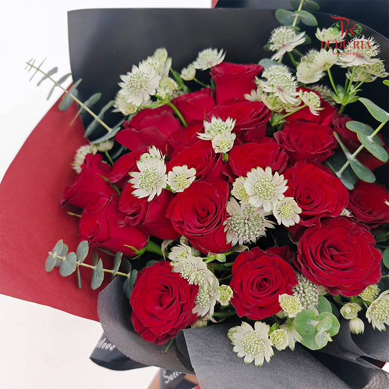 Red Rose Bouquet (20 Stems)