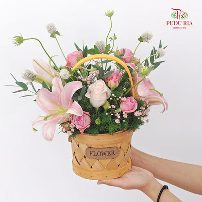 Weekly Flower in basket Arrangement