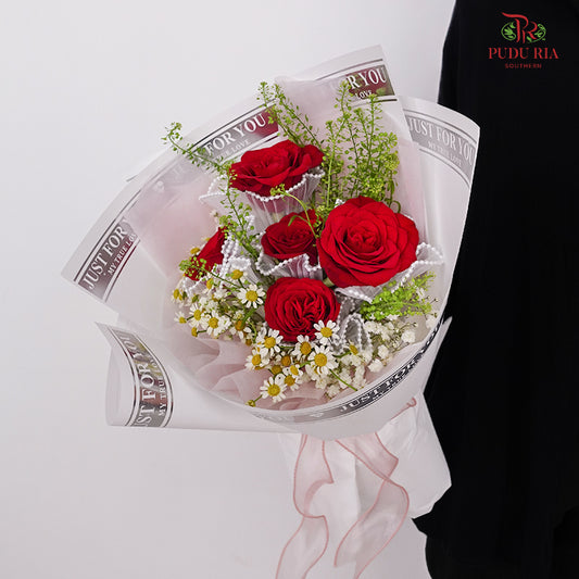 Red Rose Bouquet (5 Stems)