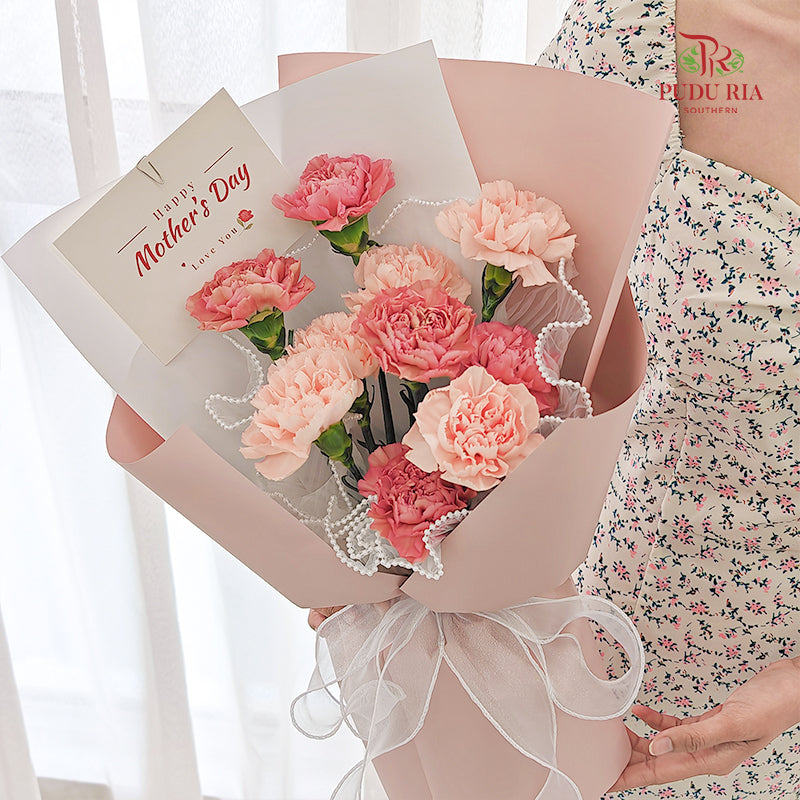 Carnation Bouquet (10 Stems)