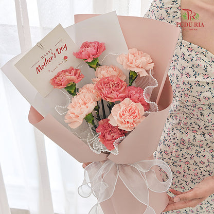 Carnation Bouquet (10 Stems)