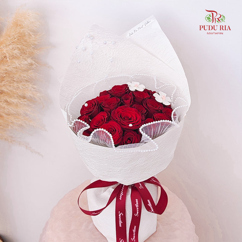 Red Rose Bouquet (20 Stems)