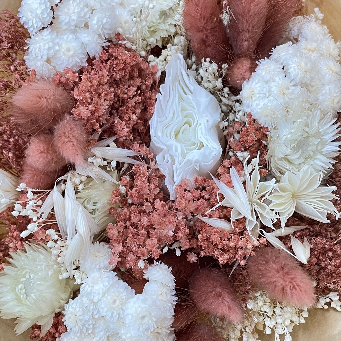 Dry Bouquet - Brown