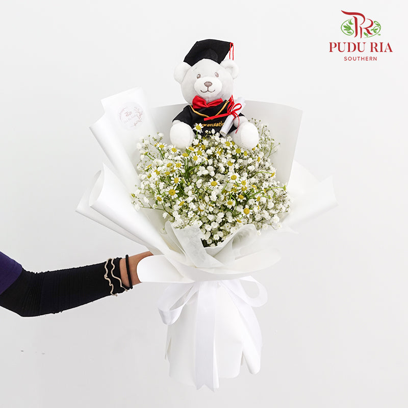 Graduation Bouquet (Matricaria & Baby Breath)