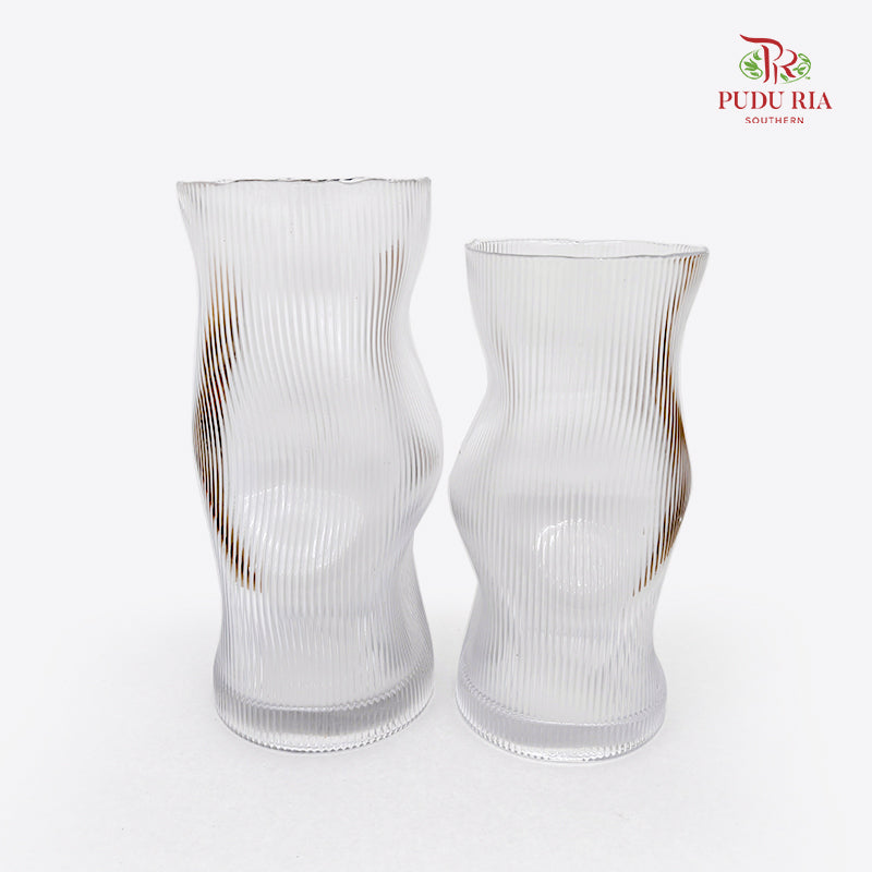 Curved Fluted Vase - Frosted