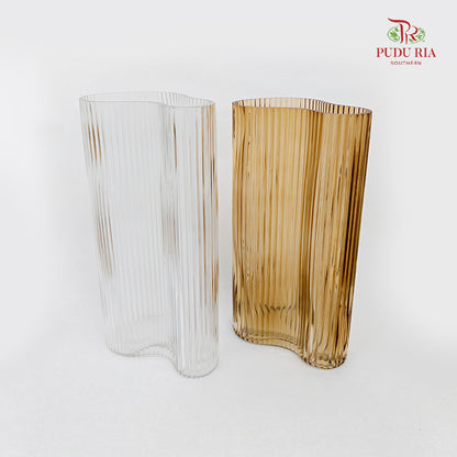 Nordic Wavy Glass Vase (M)