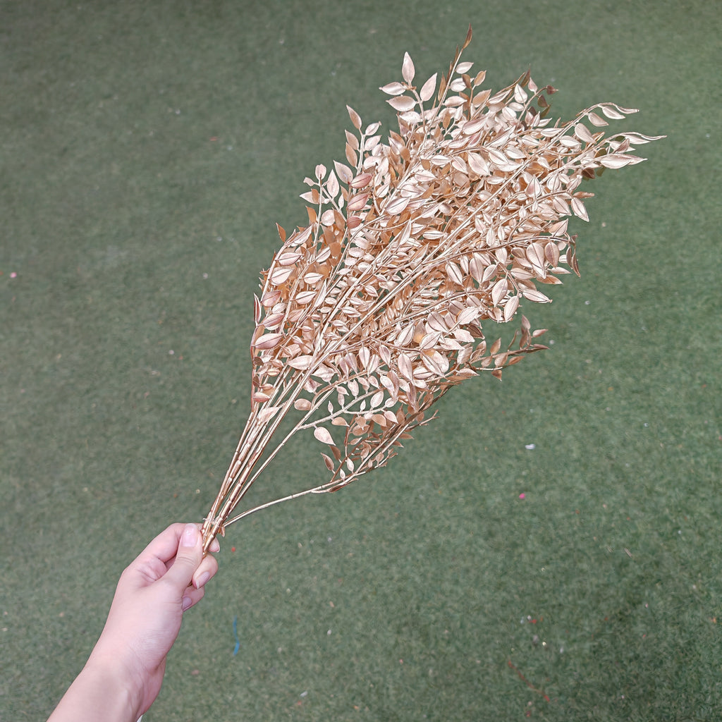 Gold Fern Leaf (2 stems)