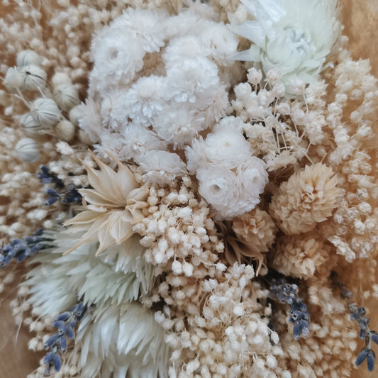 Dry Bouquet - White - Pudu Ria Florist Southern
