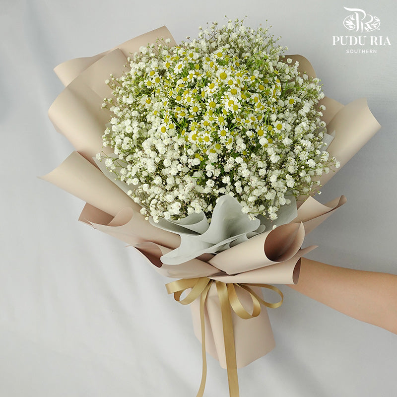 Matricaria & Baby Breath Bouquet - Pudu Ria Florist Southern